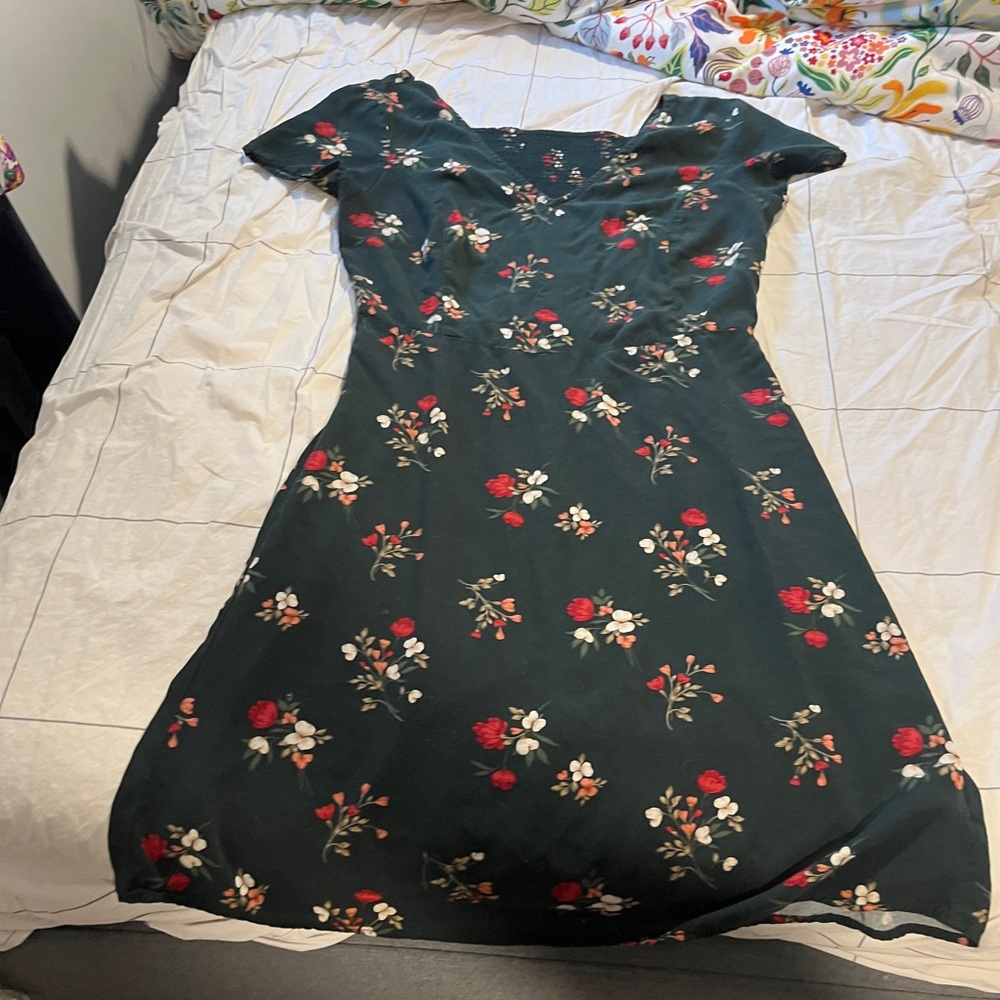 Old navy v neck floral dress